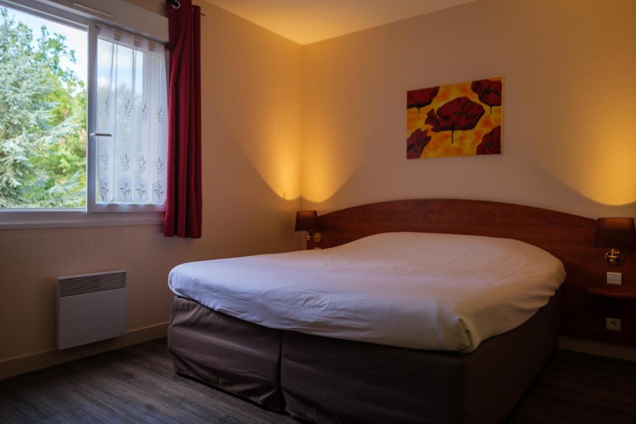 Logis Hotel - Restaurant Le Tulipier Vienne-le-Château Kültér fotó